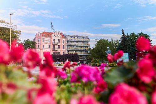 Golden Hour Apartments Plac Słowiański 26 — 4-Star Luxury Hotel in Swinoujscie, Poland