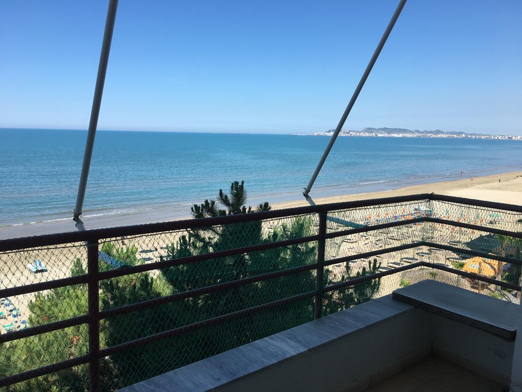 Espana aparthotel - last minute hotel in Durres