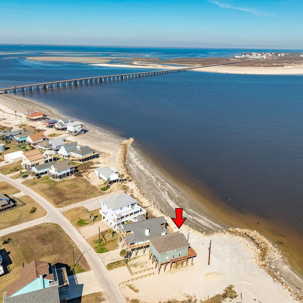 Gulf Adventures and Beachfront Relaxation Awaits - photo 3