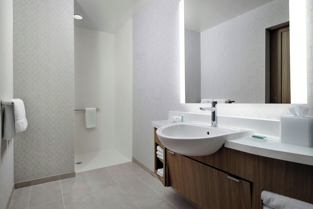 Springhill Suites By Marriott Troy Dayton - photo 11