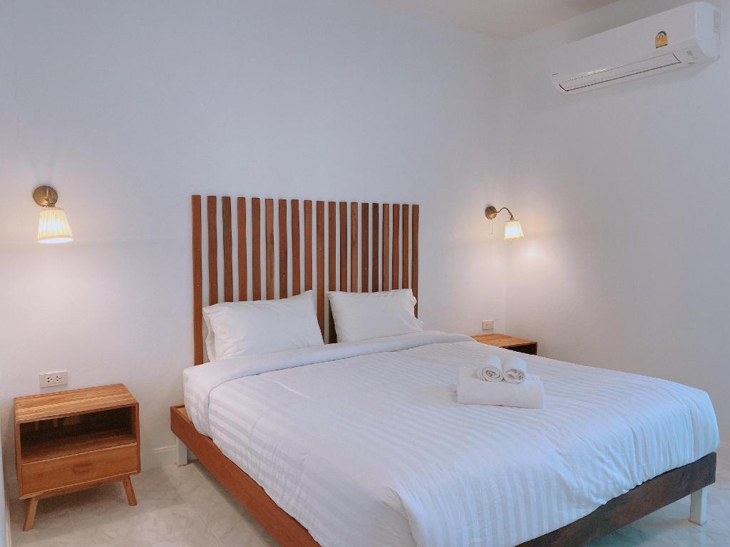 Palm Park Hotel — hotel near Ranong Airport