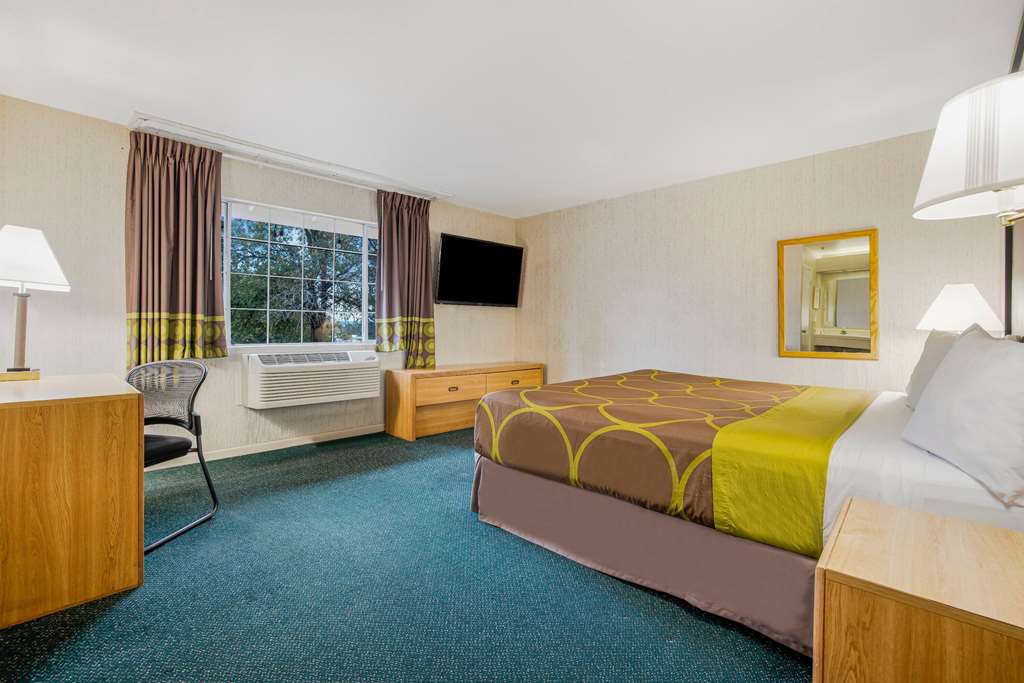 Super 8 by Wyndham Auburn - photo 25
