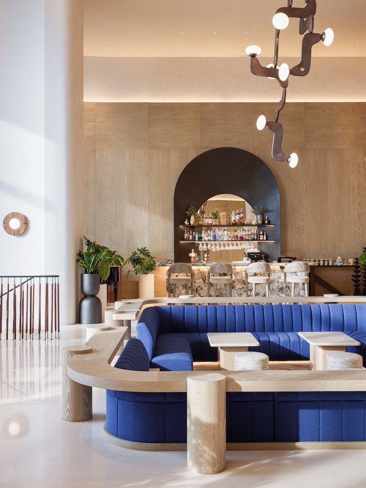 מזון ומשקאות