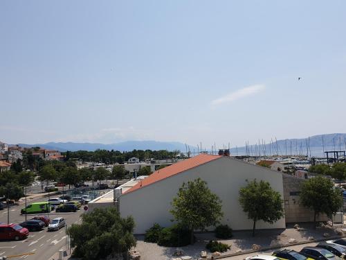 Apartment XENA Novi Vinodolski Balcony and Sea View first row to the sea free wifi free parking — 4-Star Luxury Hotel in Novi Vinodolski, Croatia