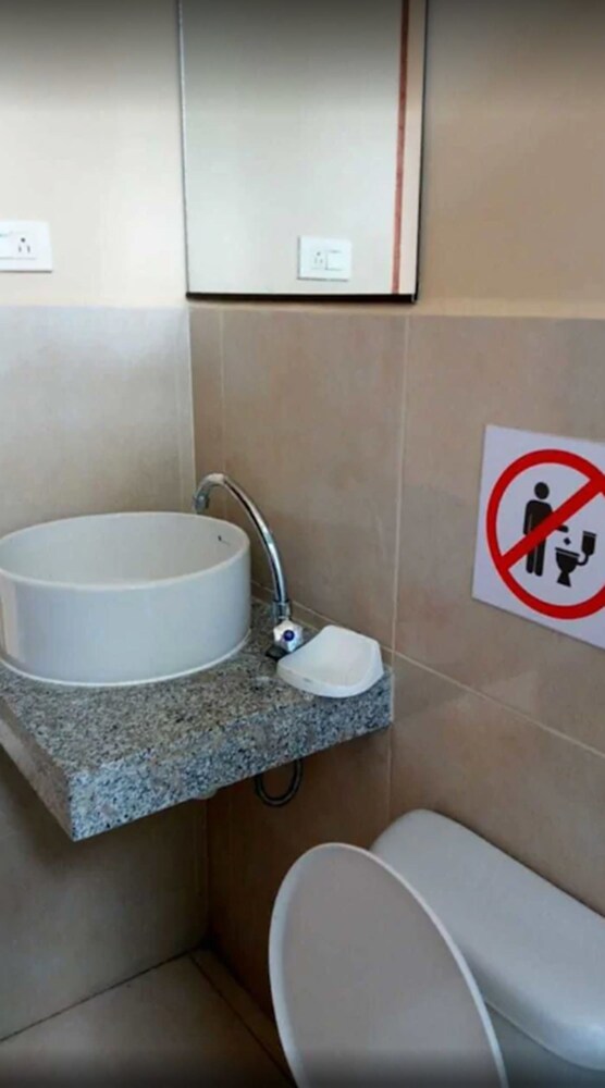 Hosteia Soles de Data - carbon neutral hotel in Playas