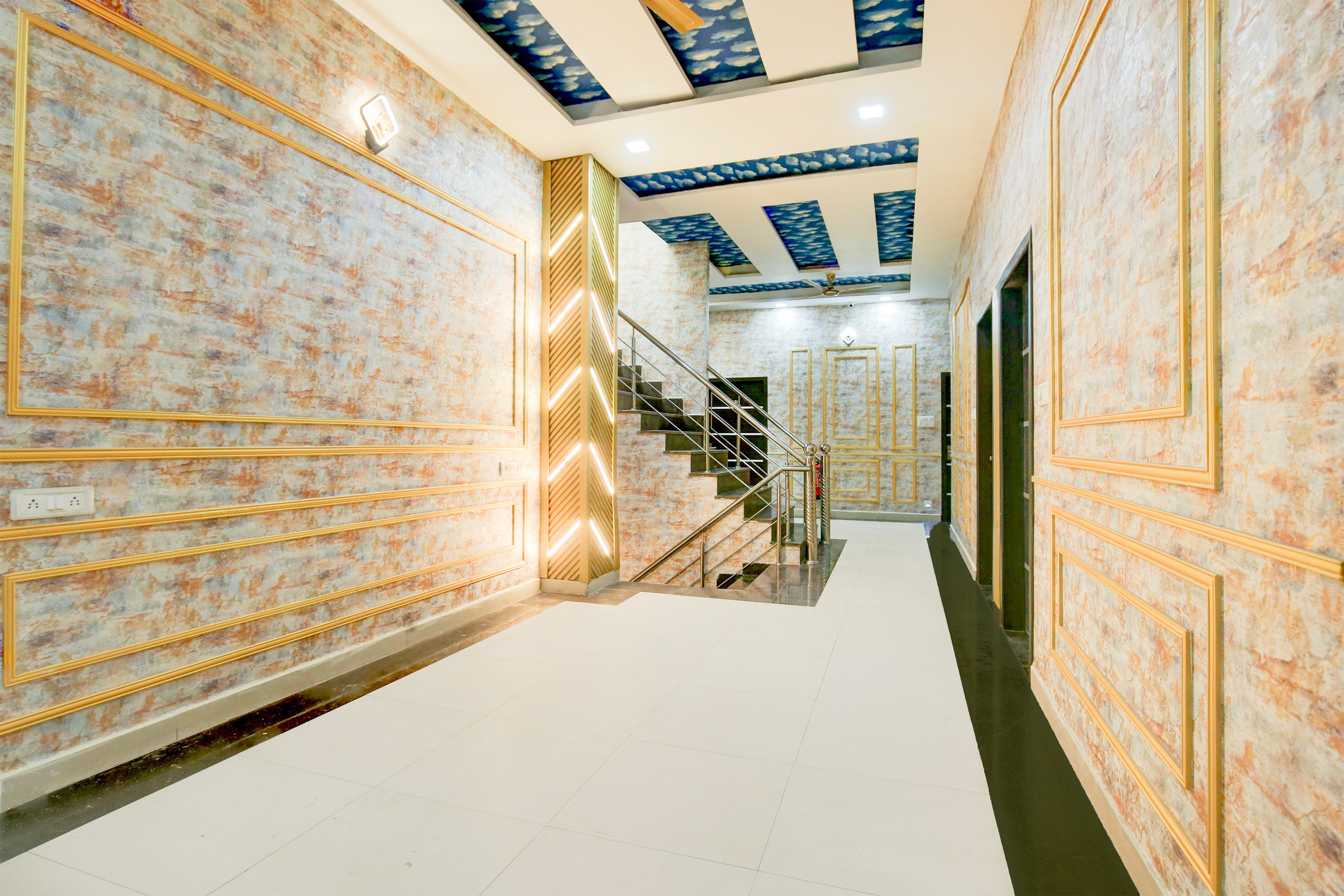 Super Collection O Ishwar Nagar Near Golden Temple Formerly Chahal Residency