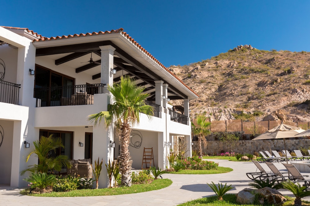 Live Aqua Private Residences Los Cabos in Cabo San Lucas, Mexico