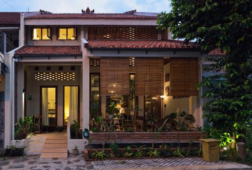 Bumi Sentul - carbon neutral hotel in Unknown City