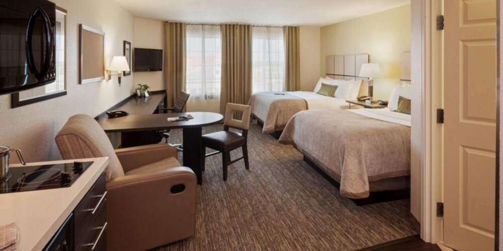 Candlewood Suites Orlando Lake Buena Vista by IHG - photo 2