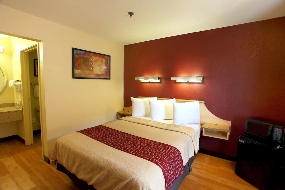 California Inn & Suites Rancho Cordova Sacramento - photo 6
