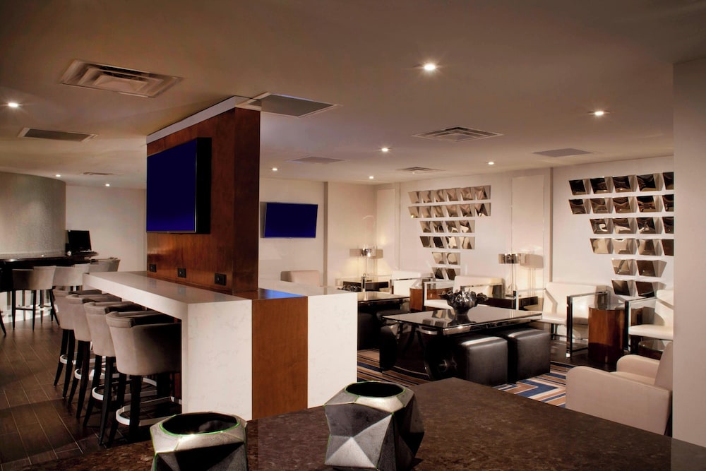 Beverly Hills Marriott - photo 85