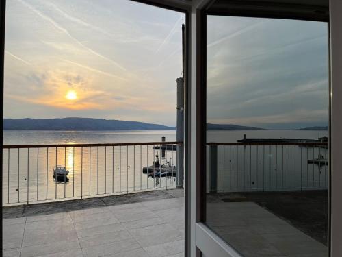 Apartment Sun&Sea Senj prvi red do mora — 4-Star Luxury Hotel in Senj, Croatia