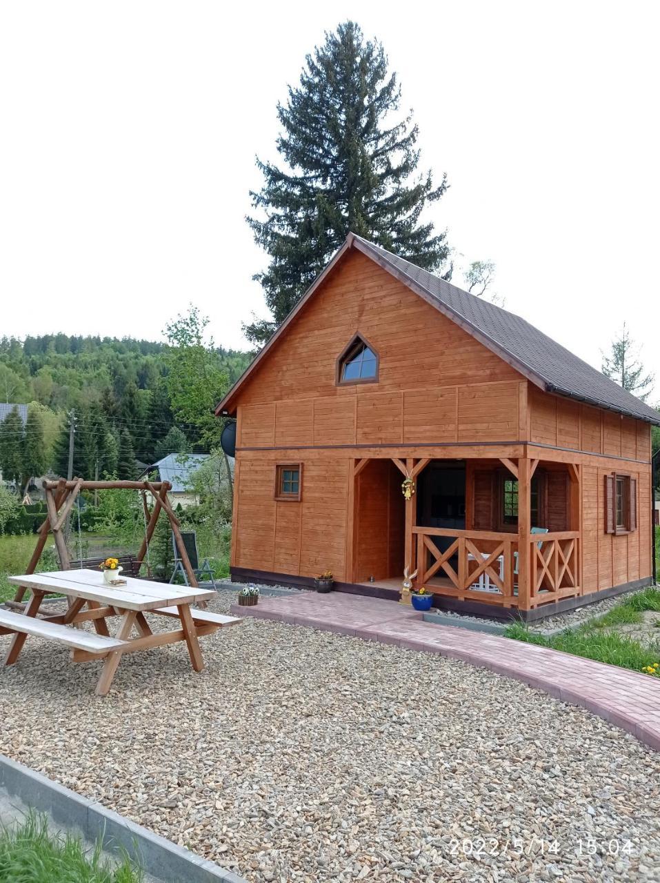 Domek Nad Potokiem — hotel in Szczytna