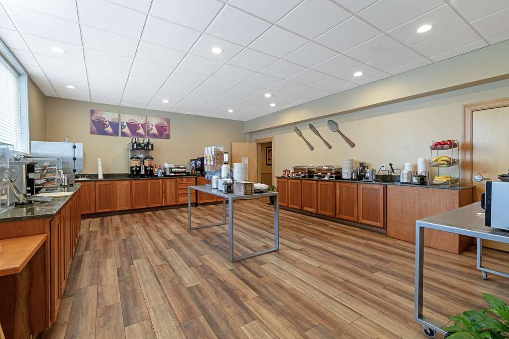 Best Western Plus Windjammer Inn & Conference Center - photo 5