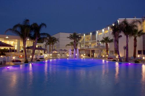 DubaiVillage - last minute hotel in Camposano