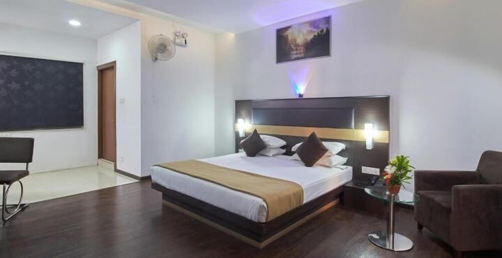 Hotel The Home in Tiruppur, India