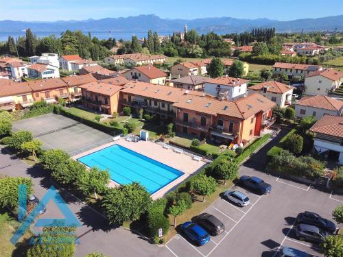 Casa Ruby Immobiliare Azzurra — 4-Star Luxury Hotel in Lazise, Italy