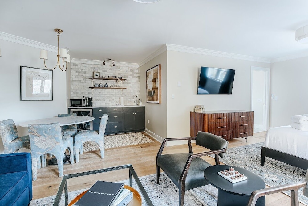 The Historic Berkeley Place - photo 115