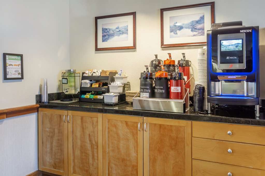 Best Western Plus Edmonds Harbor Inn - photo 50