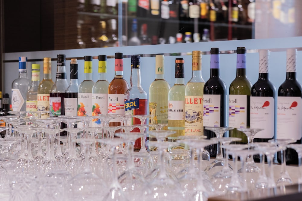 מזון ומשקאות