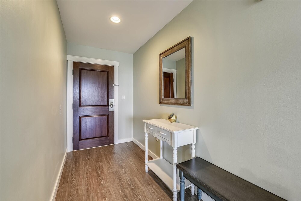 Origin at Seahaven 717 1 Br Hotel Room - photo 5