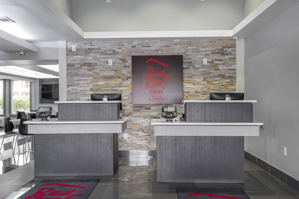 Red Roof Inn & Suites Calhoun - photo 2