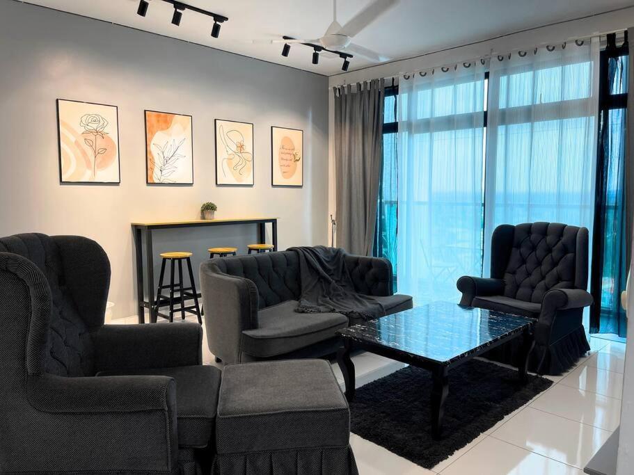 Sky Trees Bukit Indah Aeon 2bed 5pax Netflix Aircond — 4-Star Luxury Hotel in Johor Bahru, Malaysia