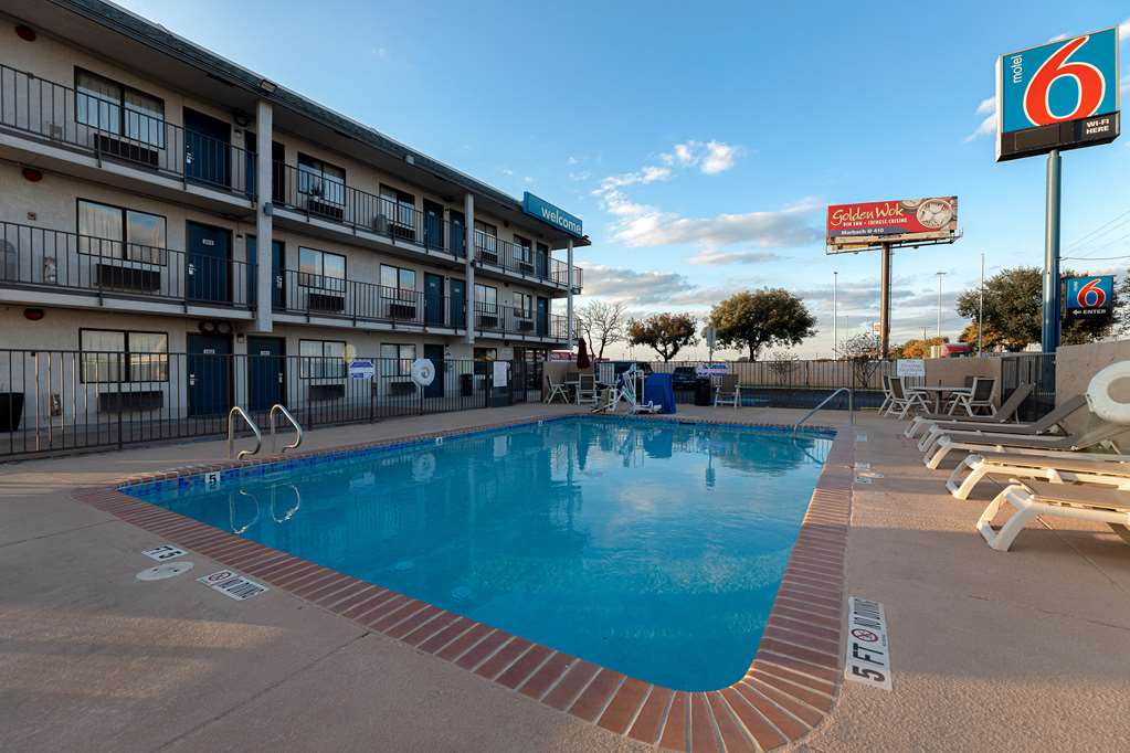 Motel 6 San Antonio TX West SeaWorld - featured photo