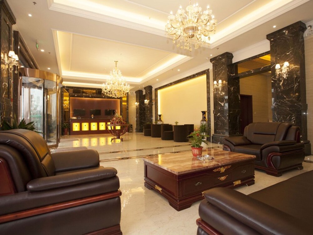 GreenTree Inn JiangSu TaiZhou JingJiang RenMin S) Road ZhongXu Road Business Hotel - carbon neutral hotel in Jingjiang