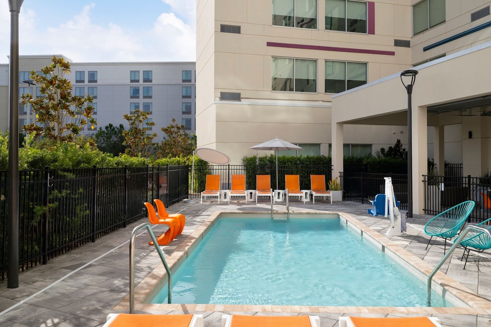 Aloft Orlando Lake Buena Vista - photo 21