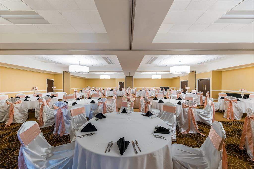 Clarion Hotel San Angelo near Convention Center - photo 22
