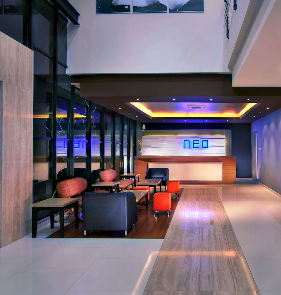 Hotel Neo Candi Simpang Lima Semarang by ASTON in Semarang, Indonesia