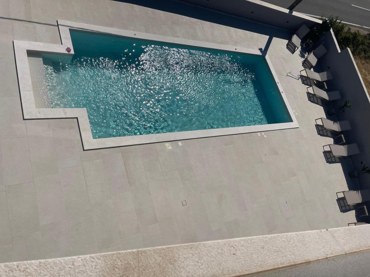 Villa Madison Spacious Sea View Apartments Near Zadar with heated pool — 4-Star Luxury Hotel in Posedarje, Croatia