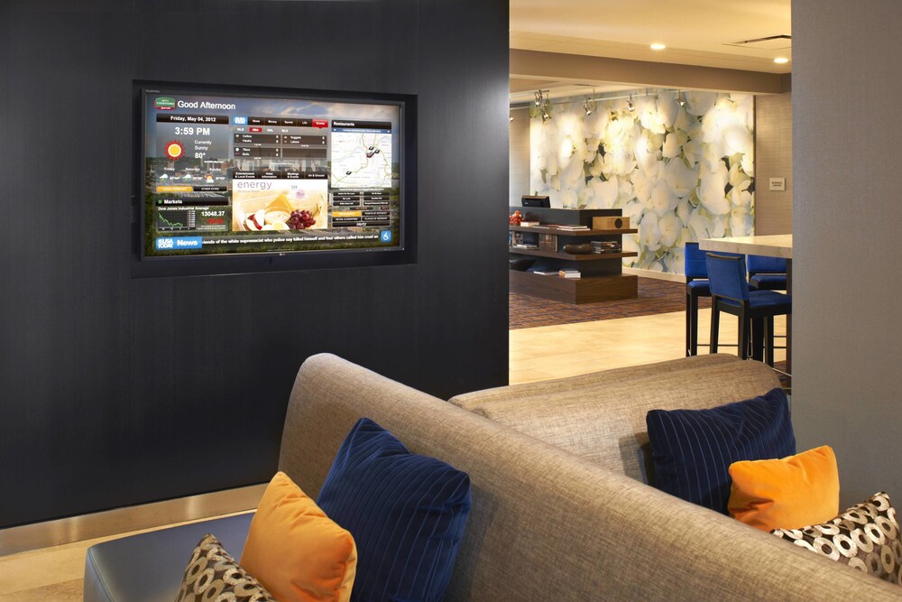 Courtyard by Marriott Cincinnati Covington - photo 3