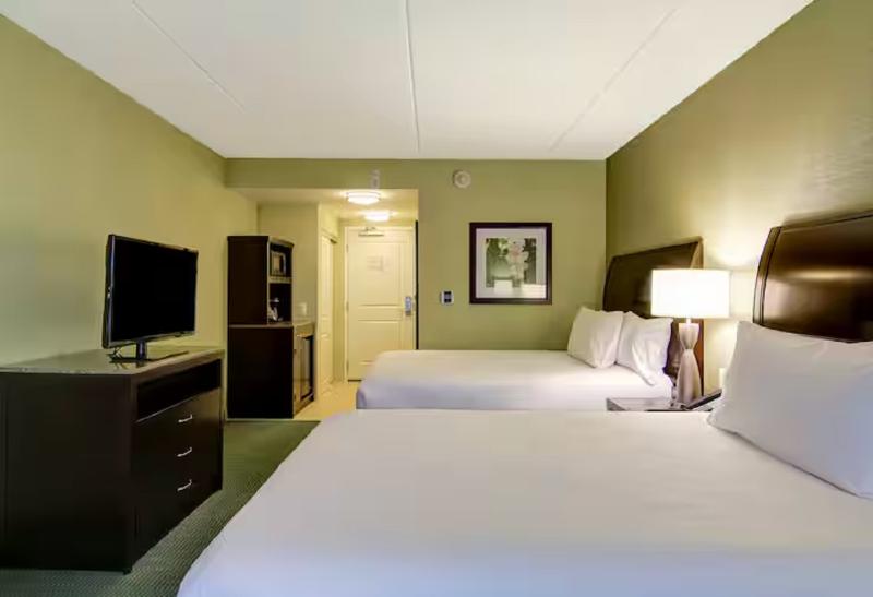 Hilton Garden Inn Woodbridge - photo 104
