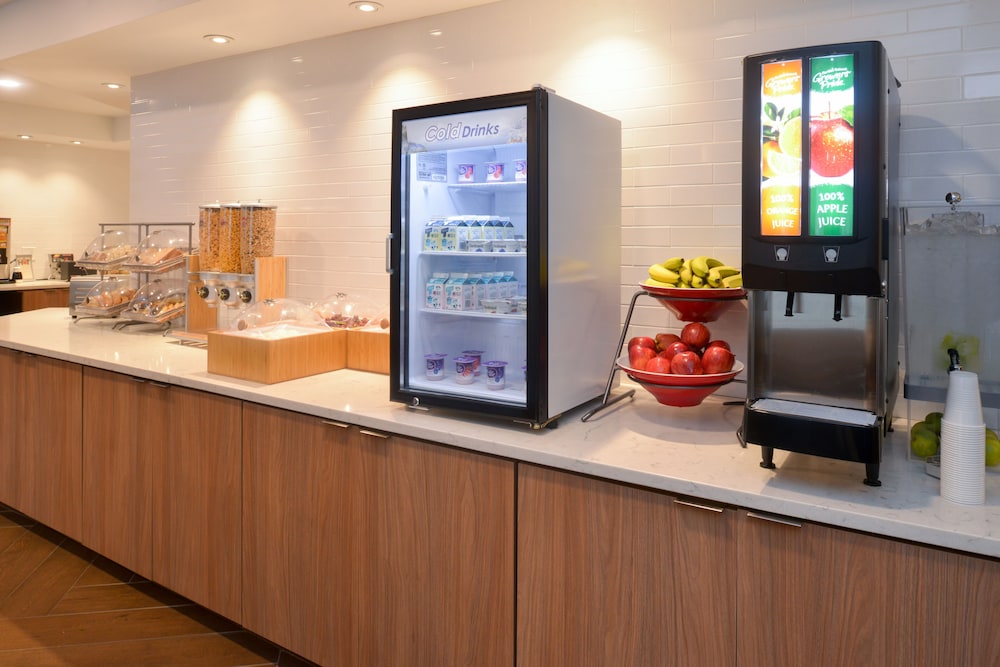 Fairfield by Marriott Inn & Suites Pittsburgh New Stanton - photo 21