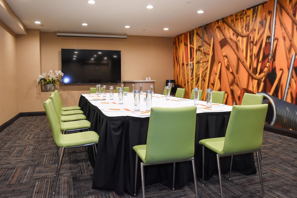 Hotel Indigo Anaheim by IHG - photo 42
