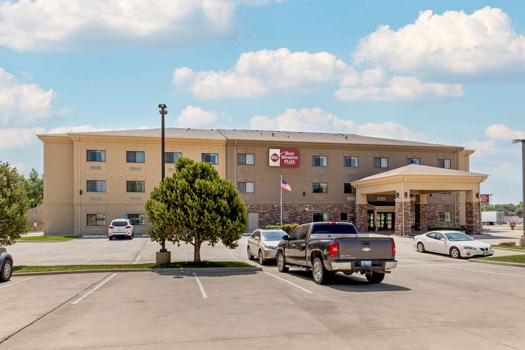 Best Western Plus Red River Inn - photo 10