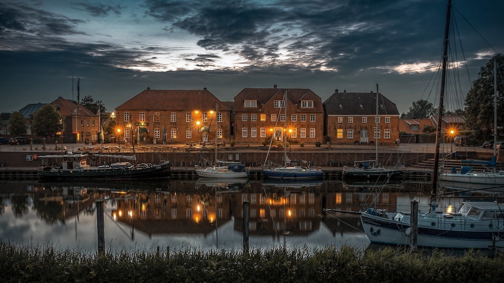 Hotel und Restaurant Packhaus — hotel in Wilhelmshaven