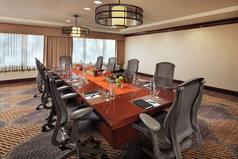 Sheraton Agoura Hills Hotel - photo 35