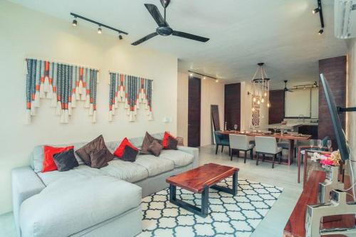 Luxury 2 BDR 2 BTH 2 Bikes Jacuzzi FibOptic WiFi. — 4-Star Luxury Hotel in Tulum, Mexico
