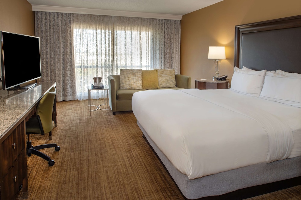 Hilton St. Louis Airport - photo 41