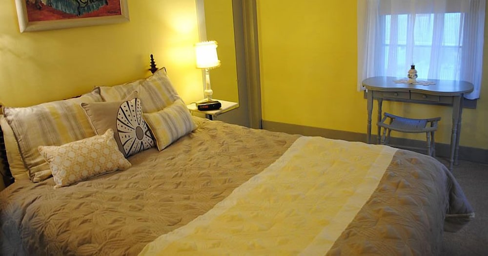 Crestmont Inn - photo 8