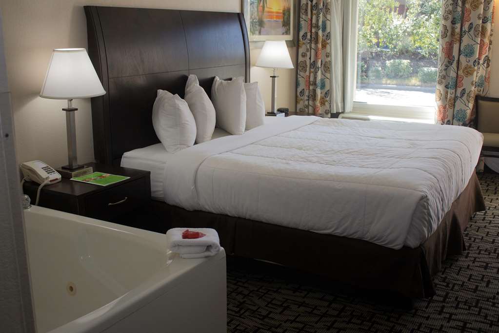 SureStay Hotel by Best Western North Myrtle Beach - photo 9