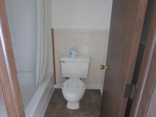 Cloud 9 Motel - photo 4