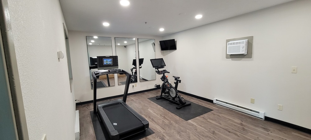 Baymont by Wyndham Danville IL - photo 12