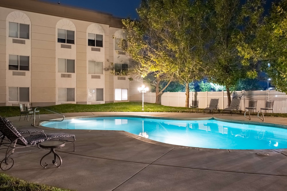 Hampton Inn & Suites Salt Lake City Airport - photo 38