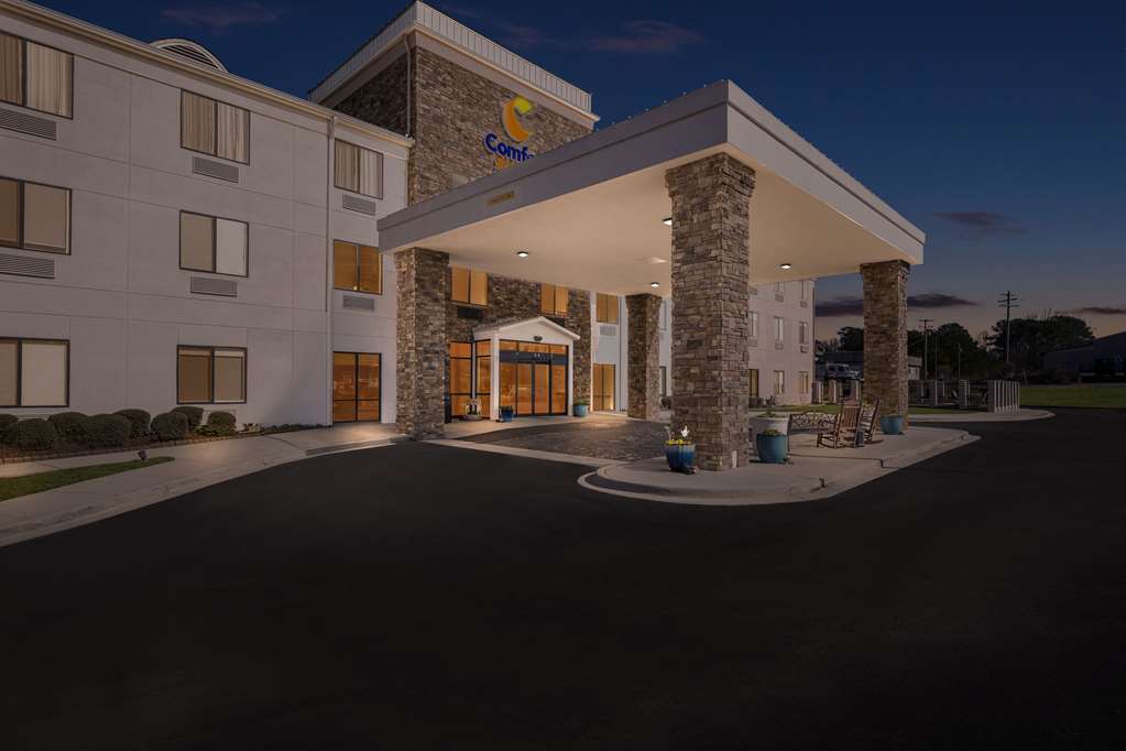 Comfort Suites Cullman I 65 Exit 310 - photo 9