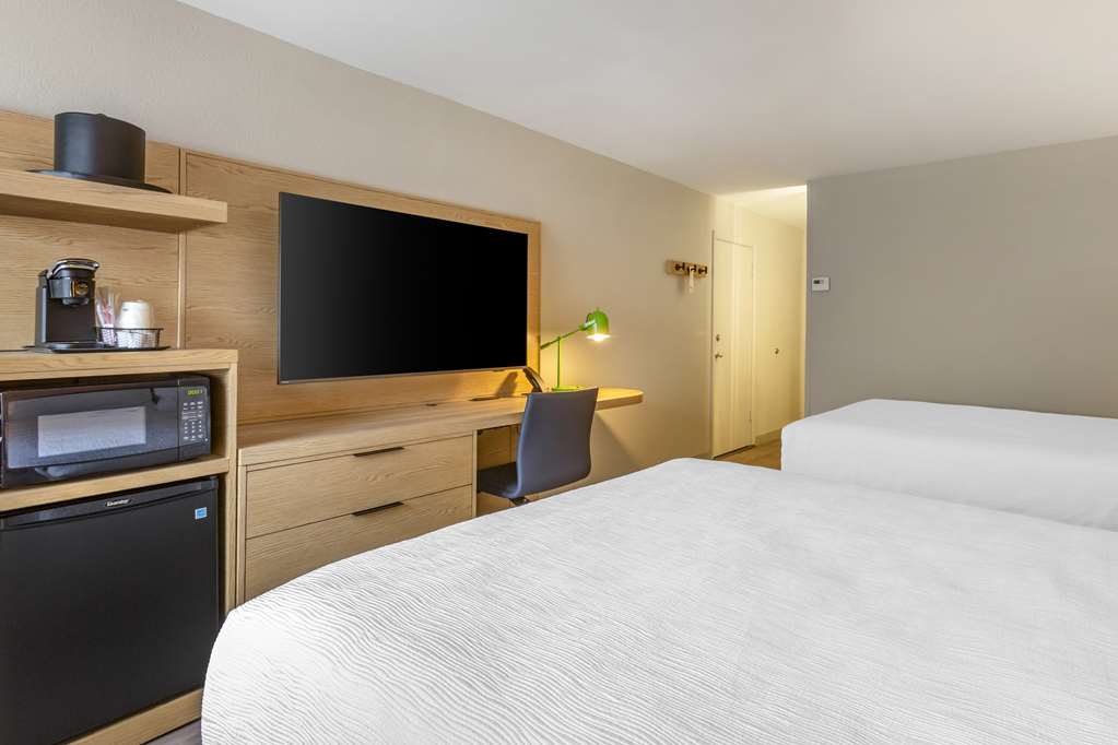 Best Western Plus Butte Plaza Inn - photo 12