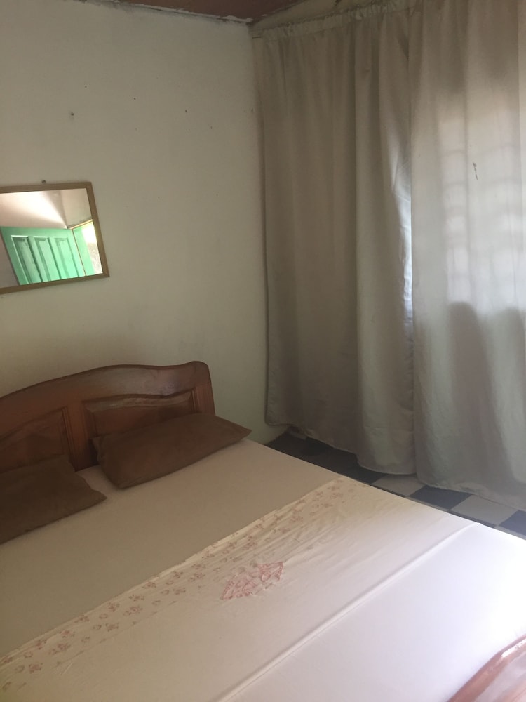 Motel Jupiter — Sangmelima — photo 2